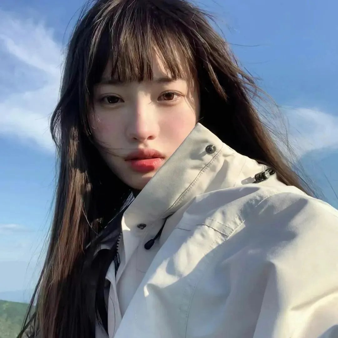 出走俏娇娃